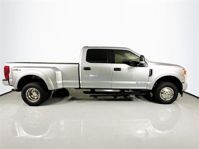 Usado 2022 Ford F-350SD 4D Crew Cab