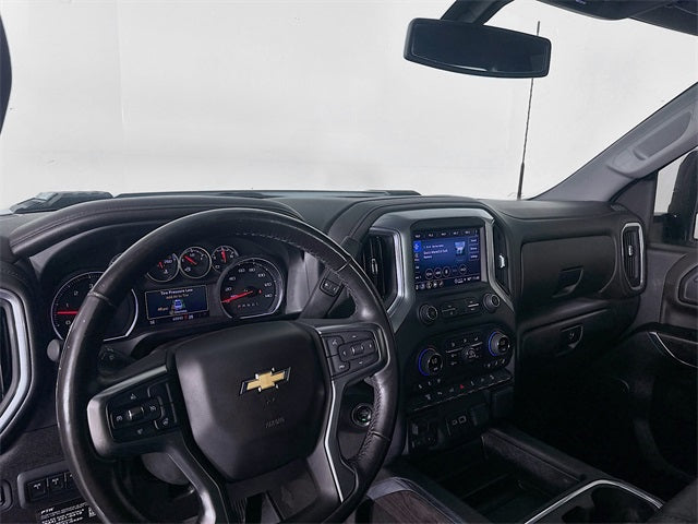 Usado Chevrolet Silverado 2500HD 4D Crew Cab 2022