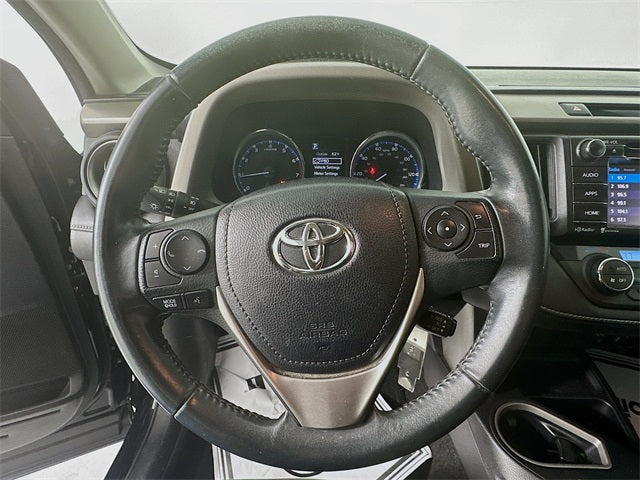 Usado Toyota RAV4 4D Sport Utility de 2016