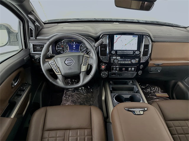 Nuevo Nissan Titan 4D Crew Cab 2023.