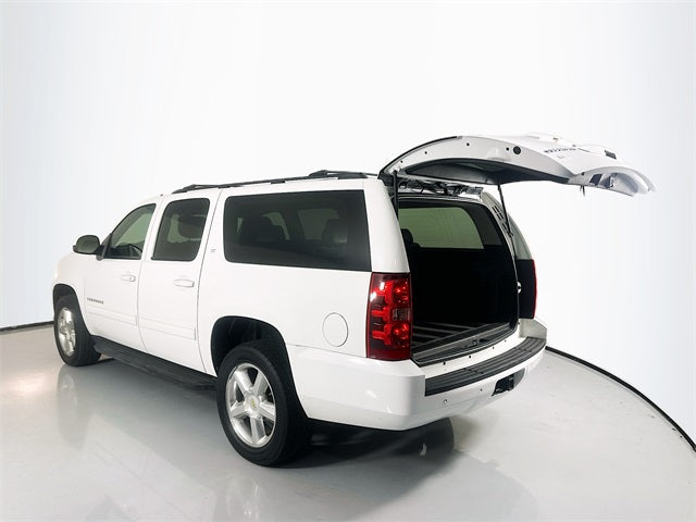 Usado 2013 Chevrolet Suburban 1500 4D Sport Utility