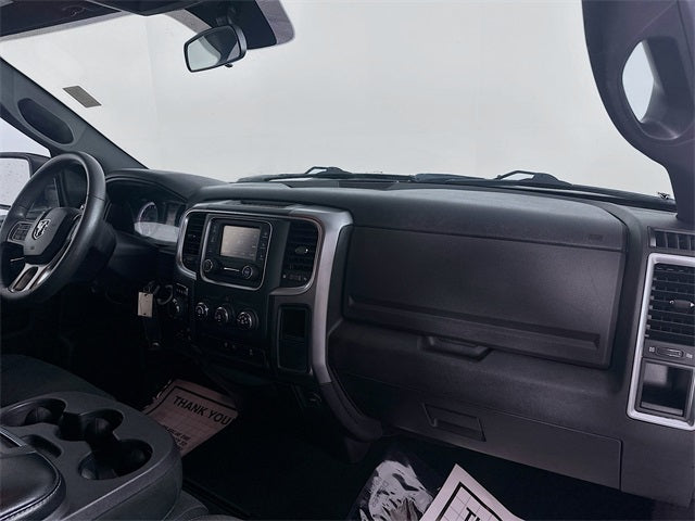 Usado 2021 Ram 1500 Classic 4D Crew Cab