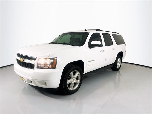 Usado 2013 Chevrolet Suburban 1500 4D Sport Utility