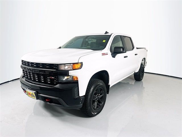 Usado Chevrolet Silverado 1500 4D Crew Cab 2021