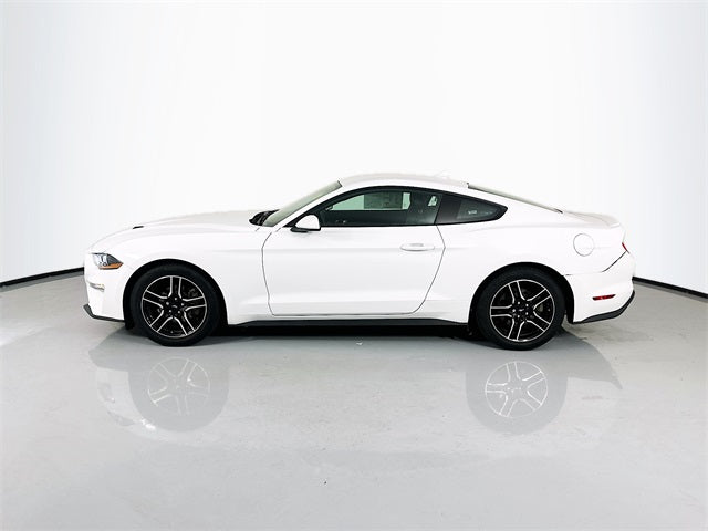 Usado Coupé Ford Mustang 2D 2022